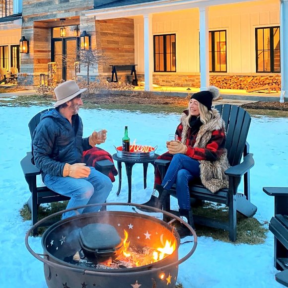 Lisa Challenger - Picture 16 of 16